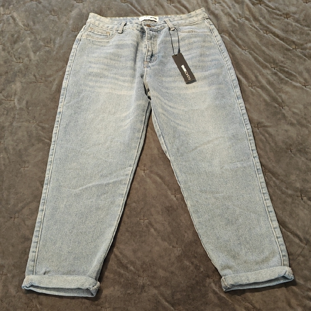NWT Fashion Nova Mom Jeans